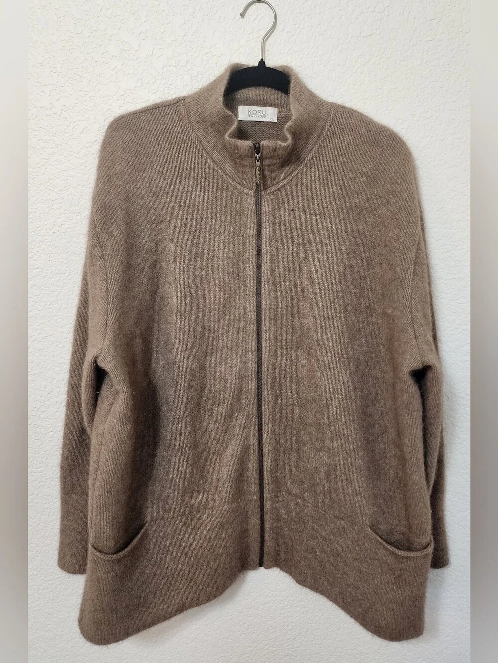 KORU New Zealand Possumsilk Merino Wool Silk Ski Pass Pocket Zip Jacket XXL Tan